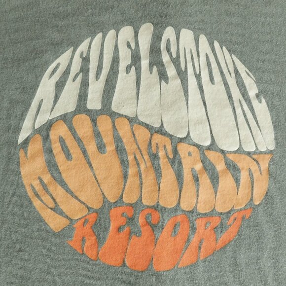 T Shirt Revelstoke Mountain Ski Resort British Columbia Canada Adult Size XL - Picture 1 of 7